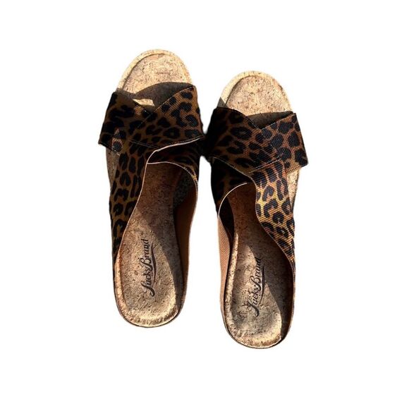 Lucky Brand Leopard Print Wedge Sandals - Picture 5 of 9